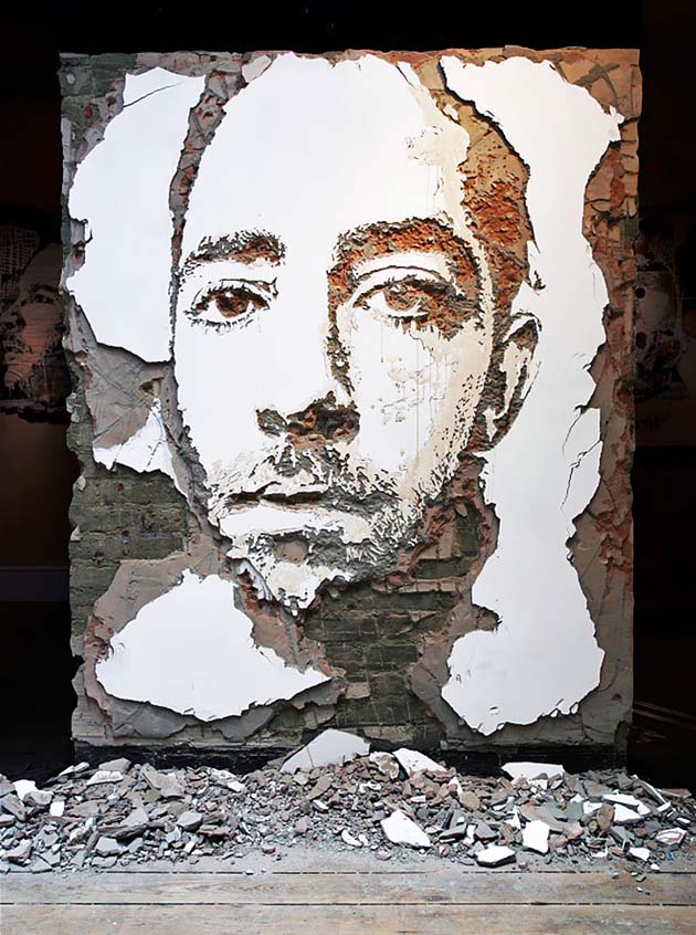 wall-carving-portraits-street-art-alexandre-farto-34