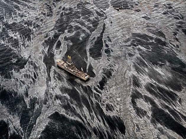 Oil Spill, Discoverer Enterprise, Gulf of Mexico, USA 2010