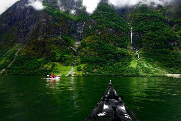 nature-travel-kayak-photography-fjords-tomasz-furmanek-norway5
