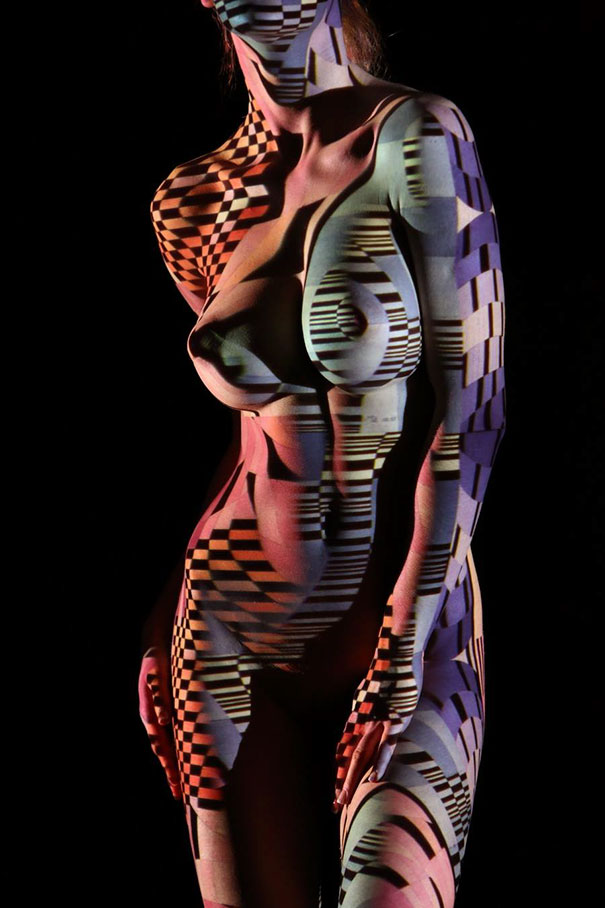 woman-portraits-light-stripes-patterns-shadow-photography-dani-olivier-6